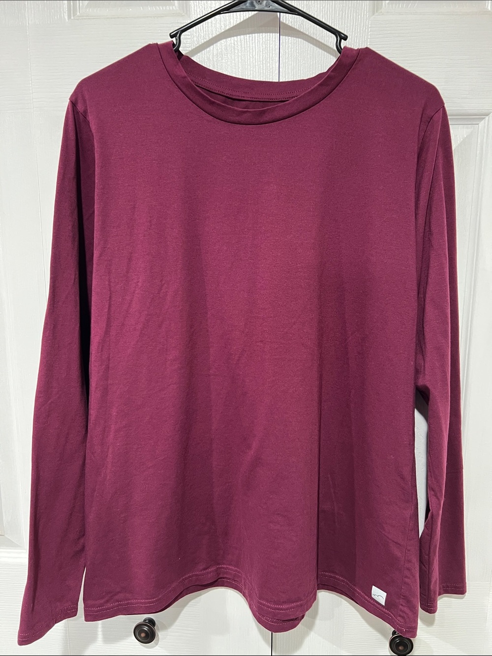 Women's Long Sleeve Crewneck Top in Plum
